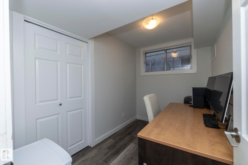 11427 90 Street Nw, Edmonton, AB - Indoor