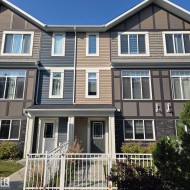 #58 2215 24 ST NW NW  Edmonton, AB T6T 1A6