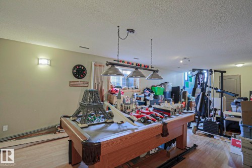 4506 154 Avenue Nw, Edmonton, AB - Indoor Photo Showing Other Room