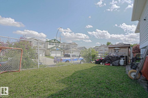 4506 154 Avenue Nw, Edmonton, AB - Outdoor