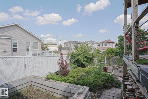 4506 154 Avenue Nw, Edmonton, AB - Outdoor