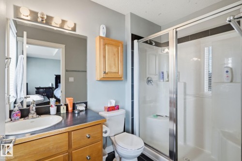 66 Willowby Close, Stony Plain, AB - Indoor Photo Showing Bathroom