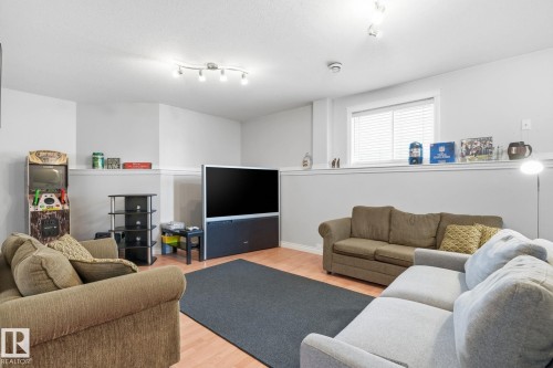 66 Willowby Close, Stony Plain, AB - Indoor Photo Showing Living Room