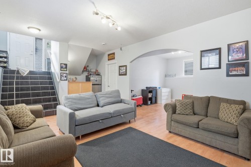 66 Willowby Close, Stony Plain, AB - Indoor Photo Showing Living Room
