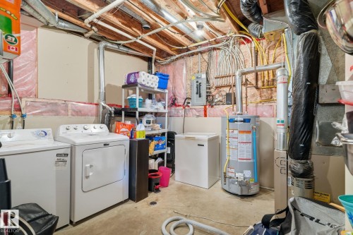 66 Willowby Close, Stony Plain, AB - Indoor Photo Showing Laundry Room