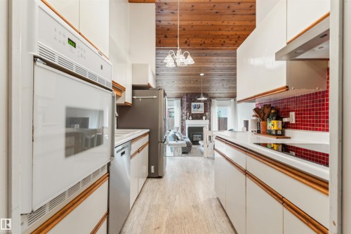 190 Westridge Road Nw, Edmonton, AB - Indoor Photo Showing Kitchen