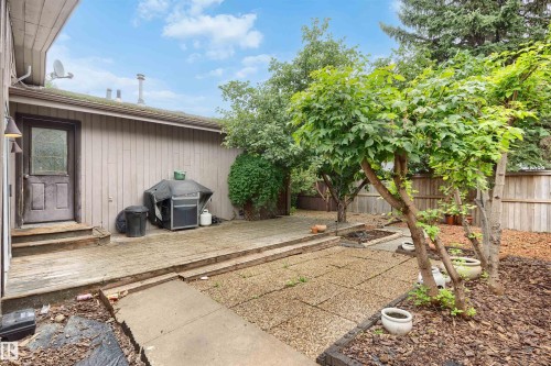 190 Westridge Road Nw, Edmonton, AB - Outdoor