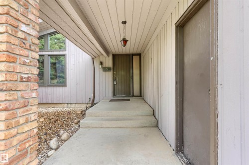 190 Westridge Road Nw, Edmonton, AB - Outdoor