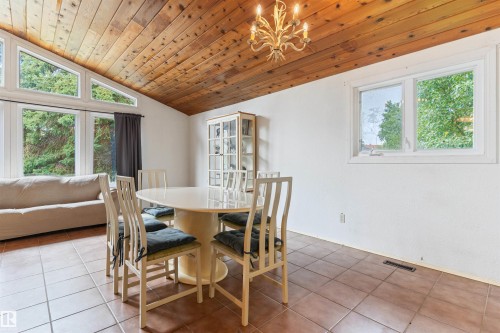 190 Westridge Road Nw, Edmonton, AB - Indoor Photo Showing Dining Room