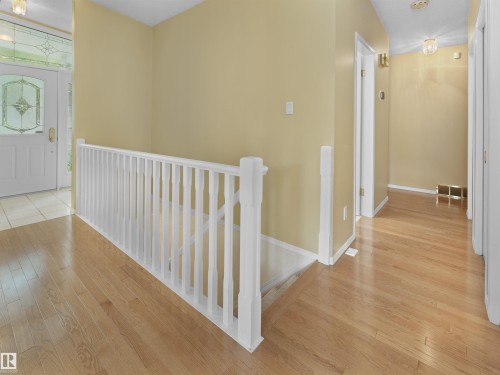 14719 62 Street Nw, Edmonton, AB - Indoor Photo Showing Other Room