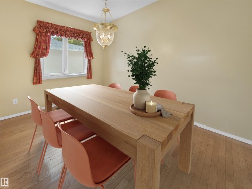 14719 62 Street Nw, Edmonton, AB - Indoor Photo Showing Dining Room