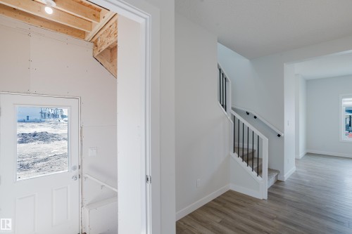 307 Brae Way, Leduc, AB - Indoor Photo Showing Other Room