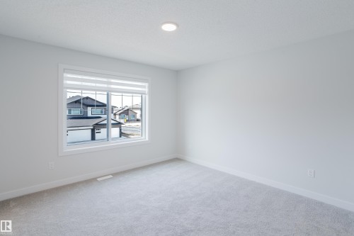 307 Brae Way, Leduc, AB - Indoor Photo Showing Other Room