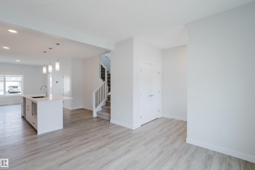 307 Brae Way, Leduc, AB - Indoor