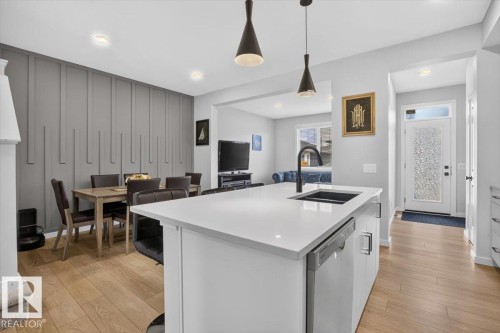 22830 82A Avenue Nw, Edmonton, AB - Indoor Photo Showing Kitchen With Double Sink With Upgraded Kitchen