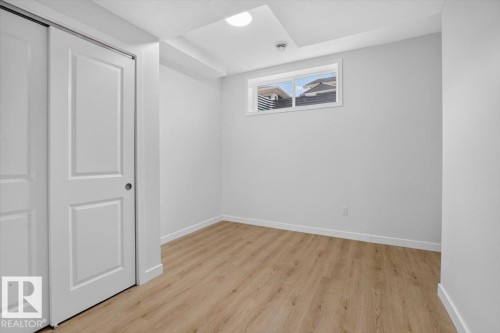 22830 82A Avenue Nw, Edmonton, AB - Indoor Photo Showing Other Room