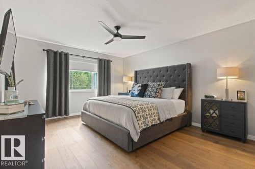 501 Byrne Crescent Sw, Edmonton, AB - Indoor Photo Showing Bedroom