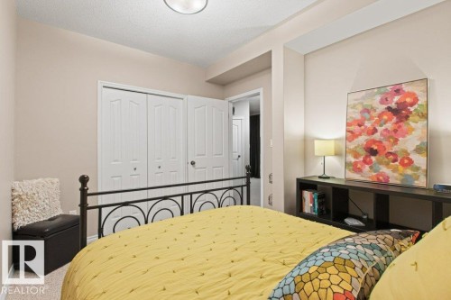 501 Byrne Crescent Sw, Edmonton, AB - Indoor Photo Showing Bedroom