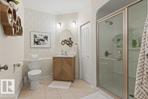 501 Byrne Crescent Sw, Edmonton, AB - Indoor Photo Showing Bathroom