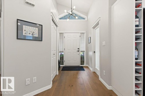501 Byrne Crescent Sw, Edmonton, AB - Indoor Photo Showing Other Room