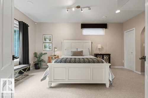 501 Byrne Crescent Sw, Edmonton, AB - Indoor Photo Showing Bedroom