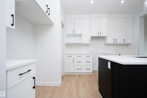 6255 29 Avenue Sw, Edmonton, AB - Indoor