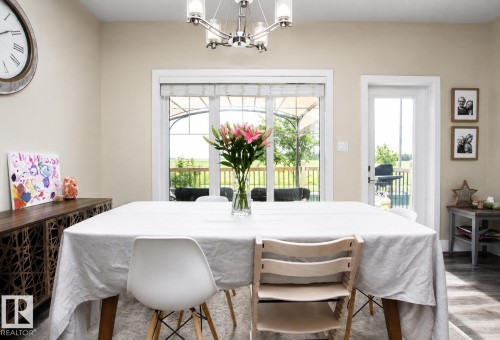 241 Westbrook Wynd, Fort Saskatchewan, AB - Indoor Photo Showing Dining Room
