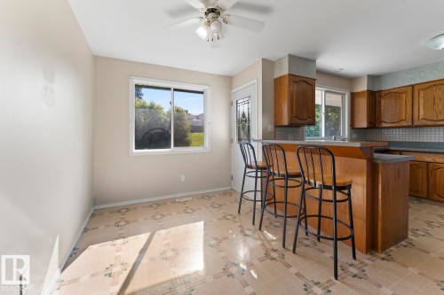 315 Lakeshore Drive, Cold Lake, AB - Indoor