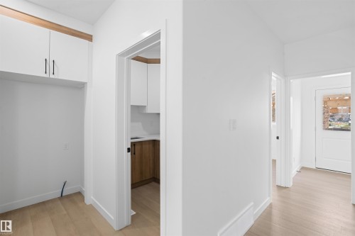1563 211 Street Nw, Edmonton, AB - Indoor Photo Showing Other Room