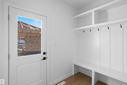 1563 211 Street Nw, Edmonton, AB - Indoor Photo Showing Other Room