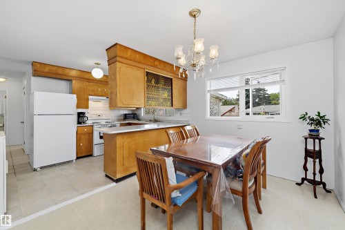 3616 109A Street Nw, Edmonton, AB - Indoor