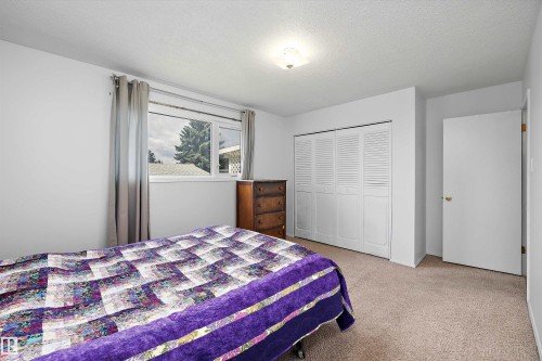 3616 109A Street Nw, Edmonton, AB - Indoor Photo Showing Bedroom
