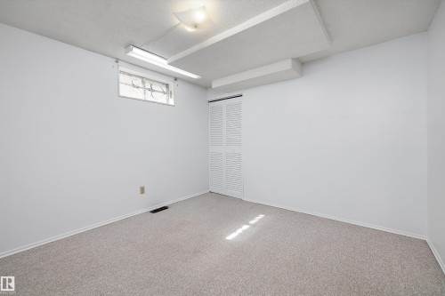 3616 109A Street Nw, Edmonton, AB - Indoor Photo Showing Other Room