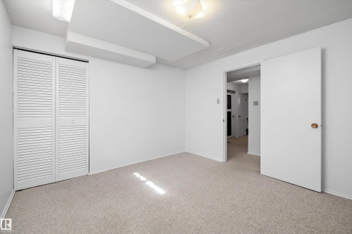 3616 109A Street Nw, Edmonton, AB - Indoor Photo Showing Other Room