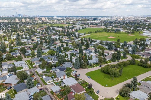 3616 109A Street Nw, Edmonton, AB - Outdoor With View