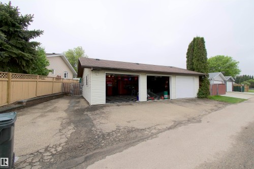 43 Westlake Drive, Spruce Grove, AB - Outdoor