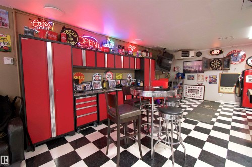 43 Westlake Drive, Spruce Grove, AB - Indoor