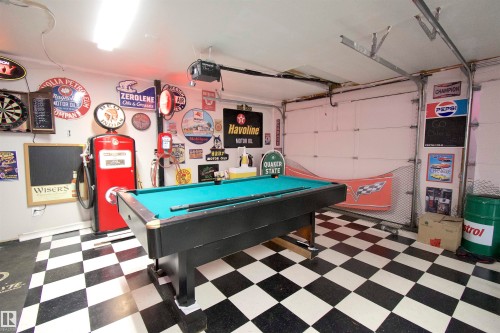 43 Westlake Drive, Spruce Grove, AB - Indoor Photo Showing Garage