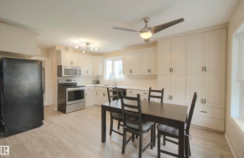 43 Westlake Drive, Spruce Grove, AB - Indoor