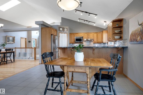 341 Burton Road Nw, Edmonton, AB - Indoor Photo Showing Dining Room