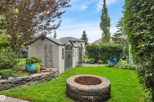 341 Burton Road Nw, Edmonton, AB - Outdoor