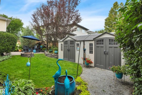 341 Burton Road Nw, Edmonton, AB - Outdoor