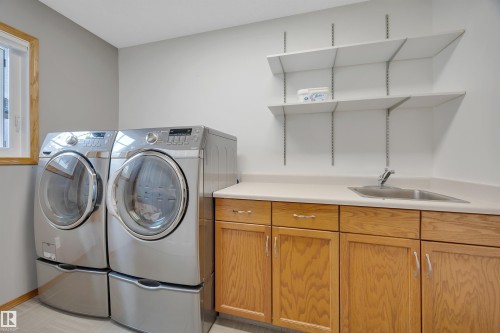 341 Burton Road Nw, Edmonton, AB - Indoor Photo Showing Laundry Room