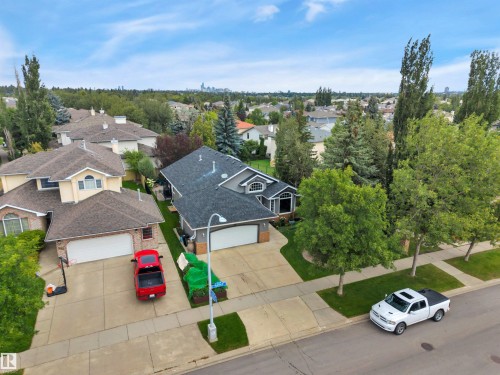 341 Burton Road Nw, Edmonton, AB - Outdoor