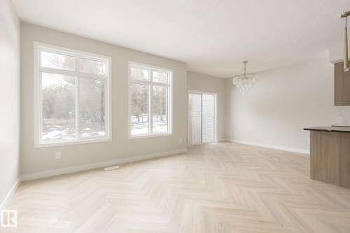 4003 207 Street Nw, Edmonton, AB - Indoor Photo Showing Other Room