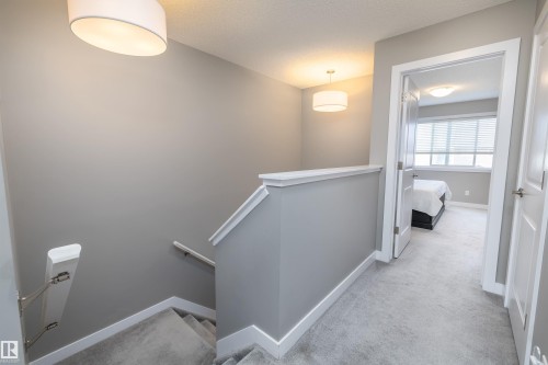 8412 24 Avenue Sw, Edmonton, AB - Indoor Photo Showing Other Room