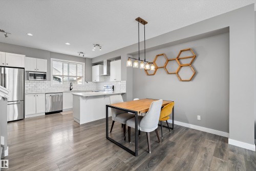 8412 24 Avenue Sw, Edmonton, AB - Indoor Photo Showing Other Room