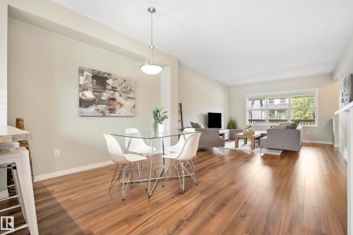 21839 99 Avenue Nw, Edmonton, AB - Indoor Photo Showing Dining Room