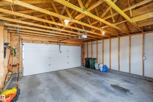 21839 99 Avenue Nw, Edmonton, AB - Indoor Photo Showing Garage