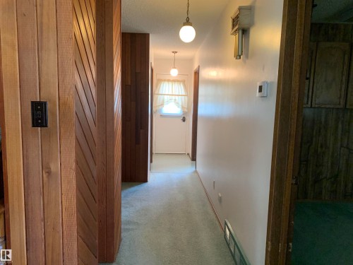 5301 48 Ave, Vegreville, AB - Indoor Photo Showing Other Room